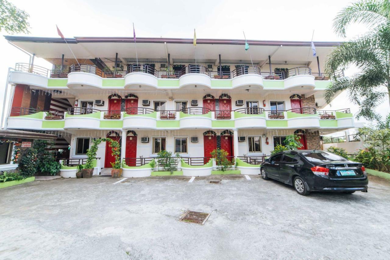 Hotel Reddoorz At Tagaytay Road Tagaytay City Exterior foto
